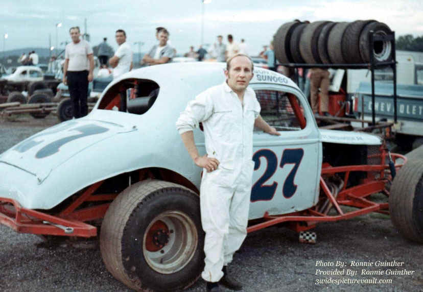 c12.07.06_027_STO_FLM_0069_1.jpg (119319 bytes)