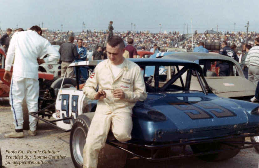 c12.12.06_099_BOD_LAN_0070_1.jpg (113334 bytes)