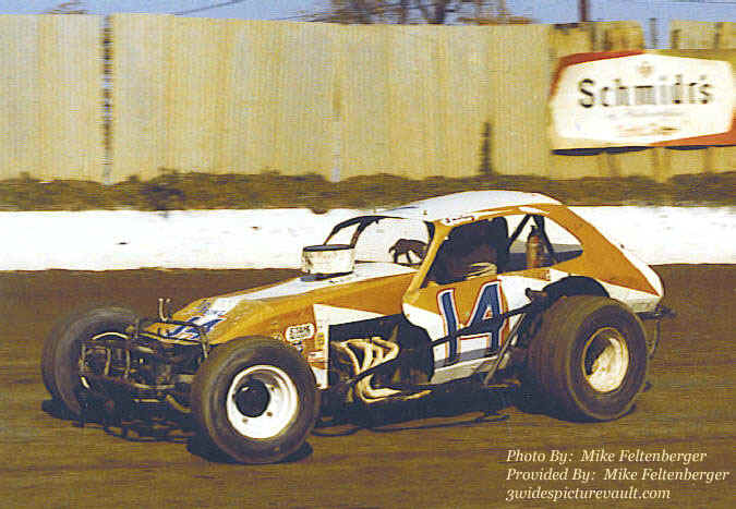 d01.01.07_014_WAR_REA_0078_1.jpg (103169 bytes)