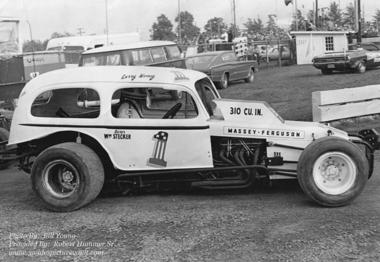 d06.07.07_001_HON_FLM_0074_1.jpg (106516 bytes)