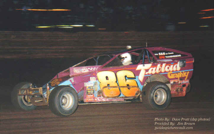 c12.28.06_086_FEL_FLM_0080_1.jpg (101186 bytes)