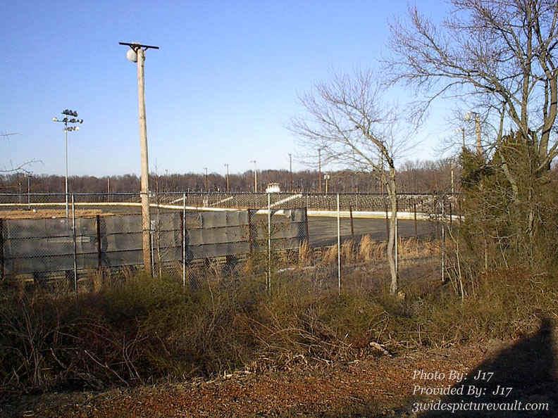 EWS_02.06.06_001.jpg (187835 bytes)