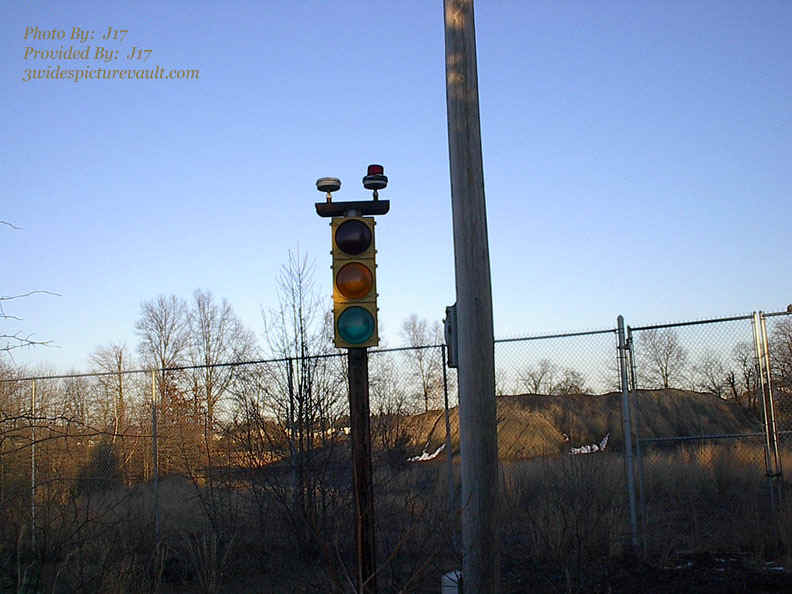 EWS_02.06.06_000z17.jpg (125332 bytes)