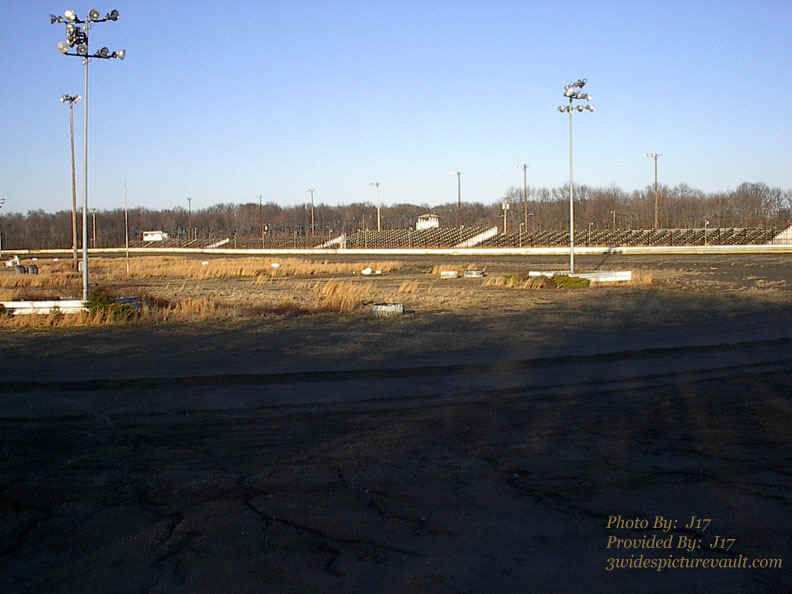 EWS_02.06.06_003.jpg (108551 bytes)