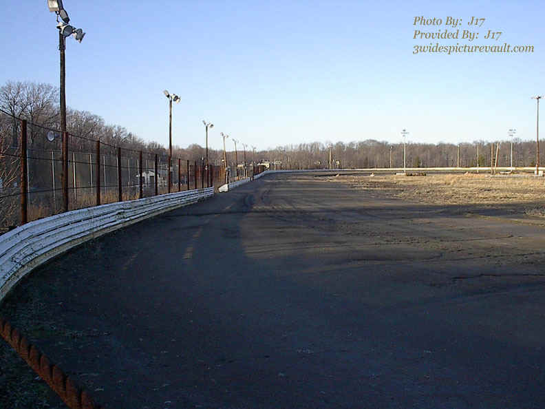 EWS_02.06.06_004.jpg (115114 bytes)