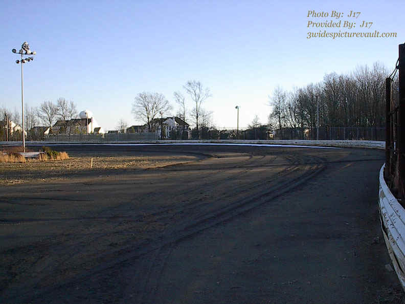 EWS_02.06.06_006.jpg (116716 bytes)