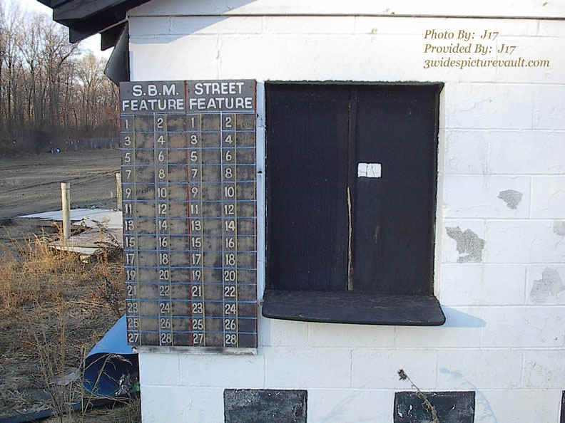 EWS_02.06.06_007.jpg (148216 bytes)