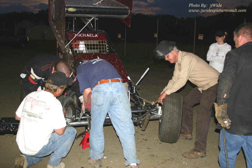 NES_05.11.07_56_Weld_1.jpg (116730 bytes)