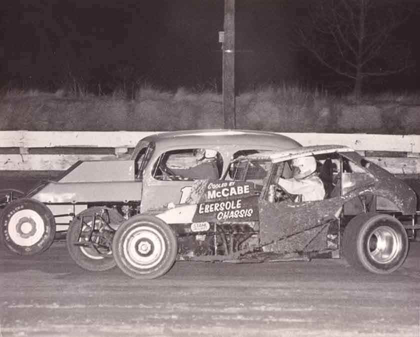 b08.17.05_MYS_PIC_EWS_0070_1sm.jpg (47808 bytes)