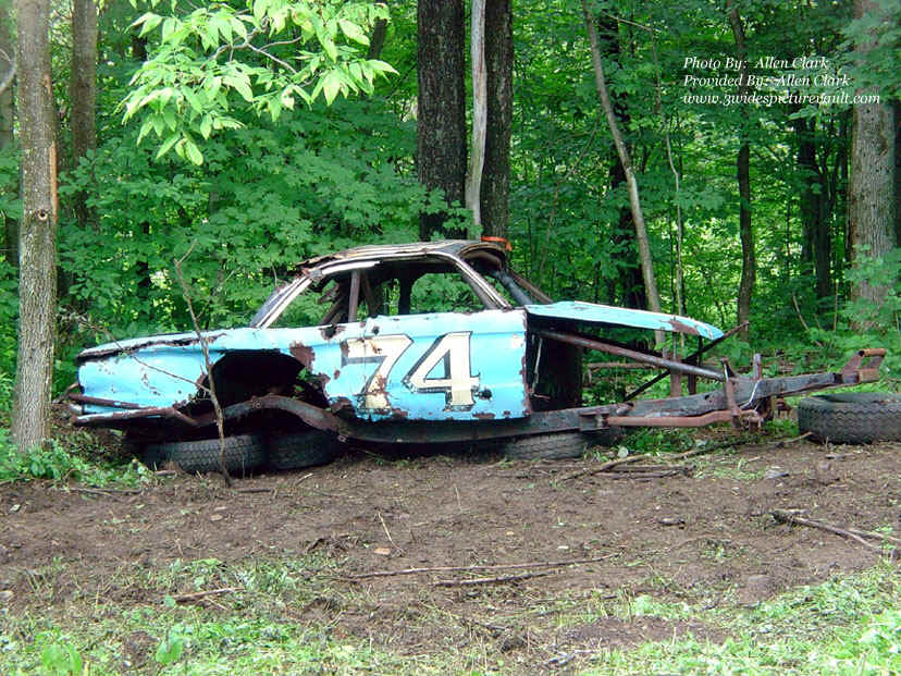 d08.28.07_074_CLA_UNK_2007Vsm_1.jpg (275008 bytes)